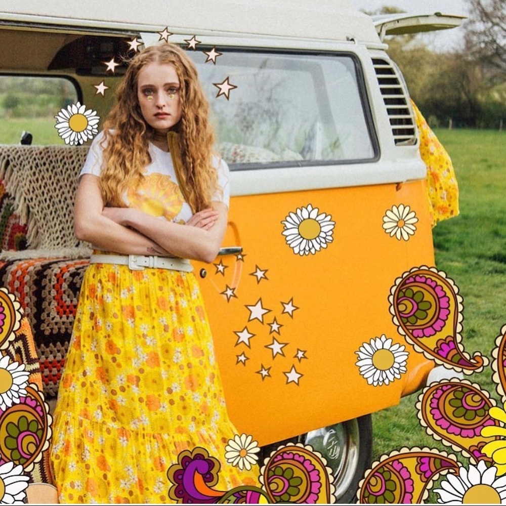 The Hippie Shake - Maxi Prairie Skirt
Size M/L, yellow floral